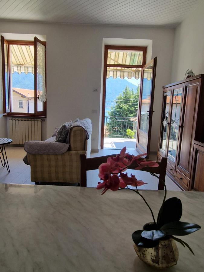 Borgocastello Apartment Rezzonico Екстериор снимка